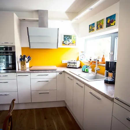 דירה Seeufer - Exklusiv Direkt Am Mit Grosser Terrasse In Kressbronn קרסברון אם בודנזי