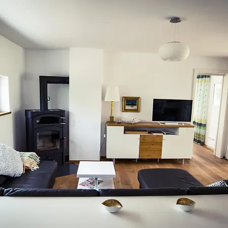 Seeufer - Exklusiv Direkt Am Mit Grosser Terrasse In Kressbronn