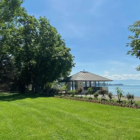 Seeufer - Exklusiv Direkt Am Mit Grosser Terrasse In Kressbronn דירה קרסברון אם בודנזי