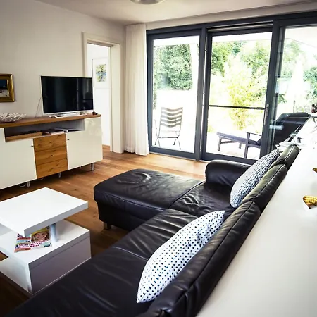 דירה Seeufer - Exklusiv Direkt Am Mit Grosser Terrasse In Kressbronn קרסברון אם בודנזי