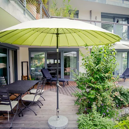 Seeufer - Exklusiv Direkt Am Mit Grosser Terrasse In Kressbronn דירה *